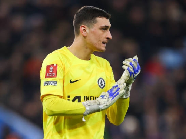 Penjaga gawang Chelsea, Djordje Petrovic