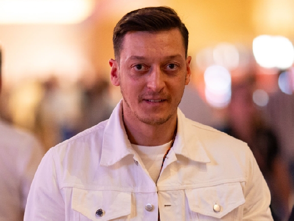 Mantan bintang Real Madrid, Mesut Ozil