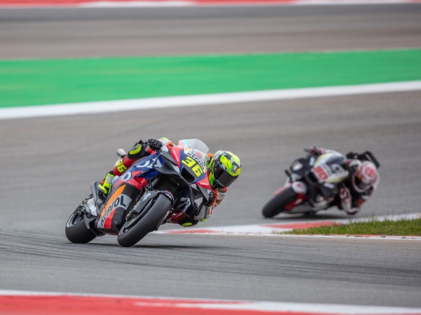 Alberto Puig heran mengapa RC213V masih lamban.