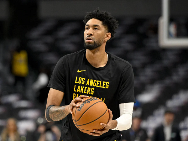 Christian Wood kemungkinan akan tampil di game 3 lawan Nuggets.