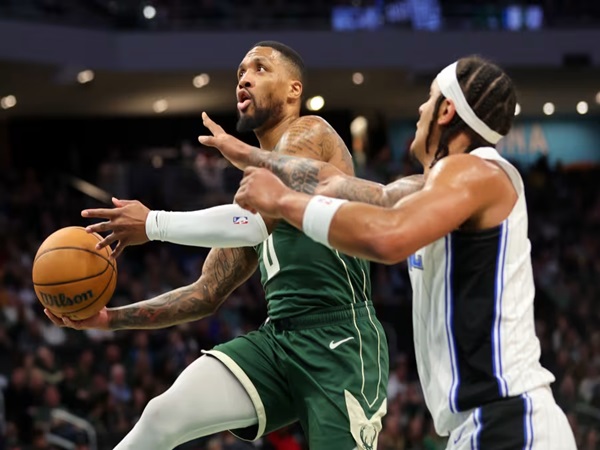 Damian Lillard Sensasional Antarkan Bucks Libas Pacers