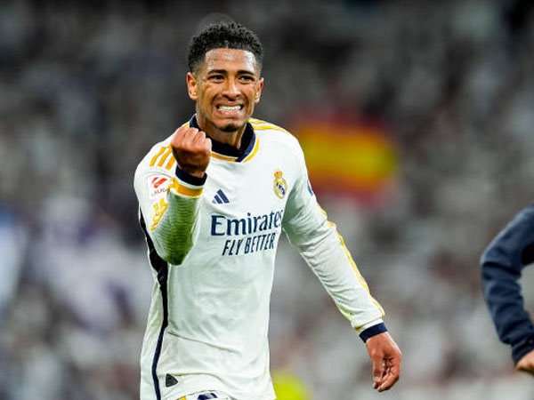 Jude Bellingham Antar Real Madrid Menang Dramatis Atas Barcelona