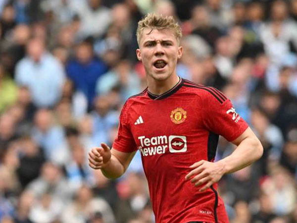 Bruno Fernandes Buat Rasmus Hojlund Berselisih Dengan Pemain Man United