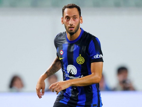 Hakan Calhanoglu