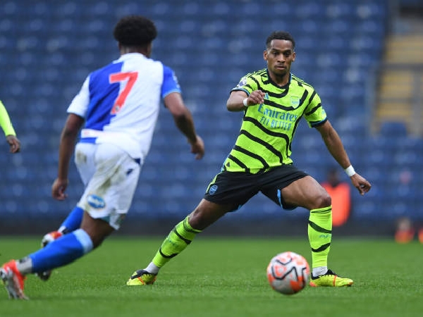 Arsenal menantikan kembalinya Jurrien Timber