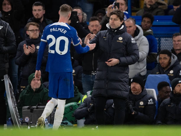 Cole Palmer dan Mauricio Pochettino