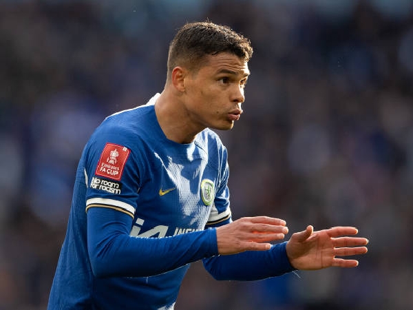 Thiago Silva memasuki bulan-bulan terakhir kontraknya di Chelsea