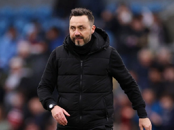 Chelsea mempertimbangkan untuk menunjuk Roberto De Zerbi