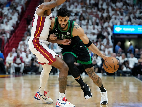 Jayson Tatum sebut Heat sebagai tim yang sulit dikalahkan.