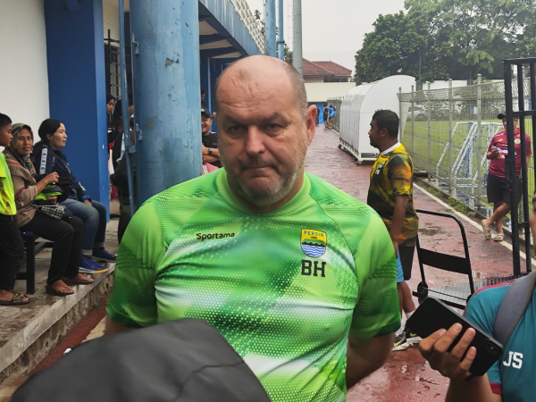 pelatih Persib, Bojan Hodak