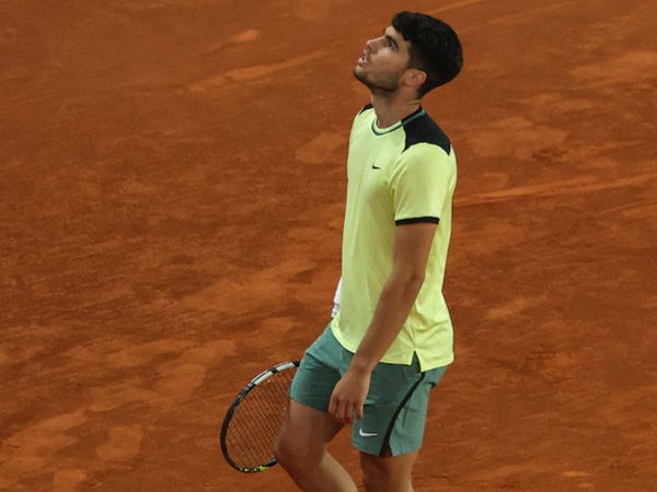 Carlos Alcaraz Angkat Bicara Seputar Salah Satu Faktor Kekalahan Di Madrid