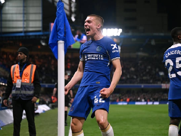 Bek muda Chelsea, Alfie Gilchrist