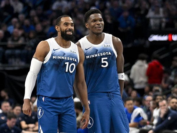 Anthony Edwards tuai pujian besar dari Mike Conley.