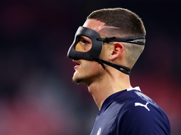 Bek Real Madrid Sedang dalam Bidikan AC Milan