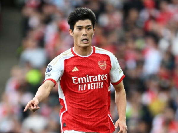 Takehiro Tomiyasu diterpa cedera musim ini