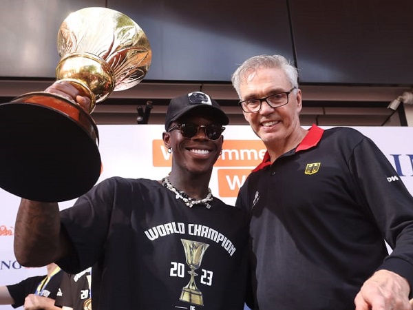 Kepergian Gordon Herbert jadi pukulan berat bagi Dennis Schroder.