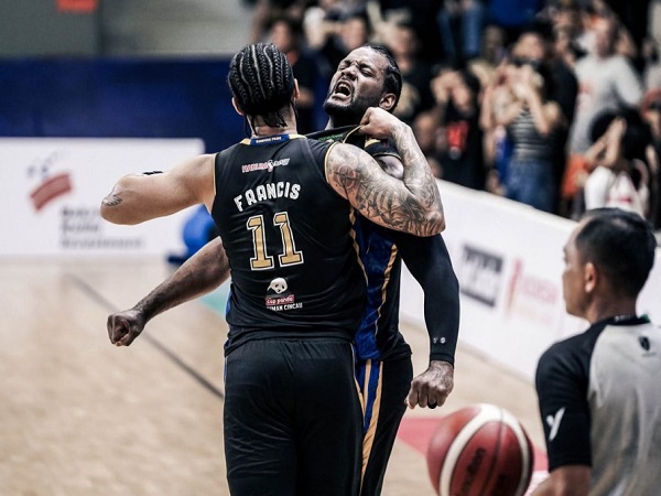 David Singleton puas Prawira Bandung bisa jegal Pelita Jaya Bakrie.