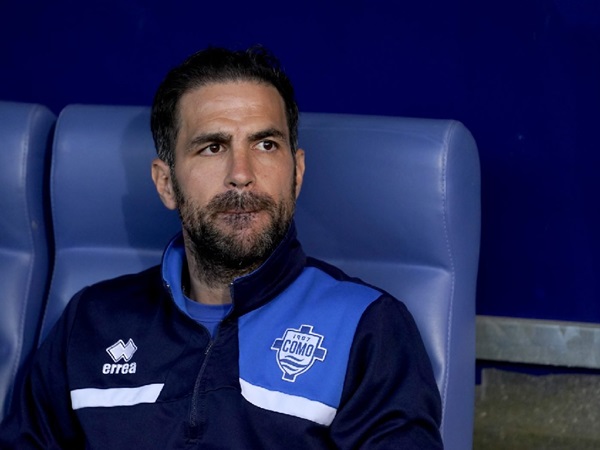 Cesc Fabregas Memuji Xavi atas Dedikasinya kepada Akademi Barcelona