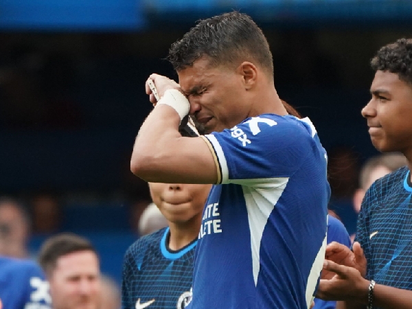 Thiago Silva berpisah dengan Chelsea