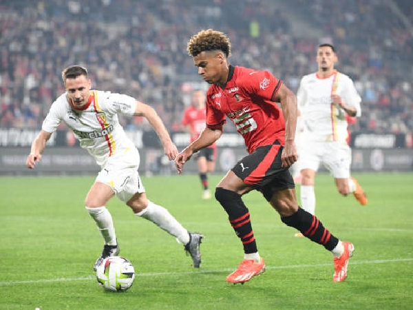 Arsenal tertarik dengan pemain sayap Rennes, Desire Doue