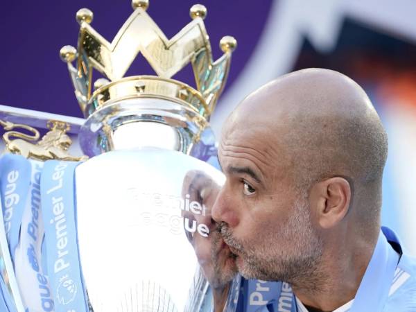 Gelar keenam dalam tujuh musim menegaskan keunggulan Man City asuhan Pep Guardiola di Liga Primer Inggris yang secara luas dianggap sebagai yang paling kompetitif. (Foto: Reuters)