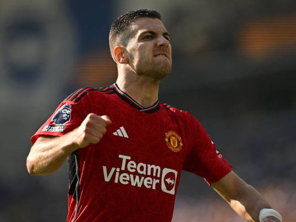 Jelang Final Piala FA, Diogo Dalot Tegaskan MU Tidak Takut Lawan City