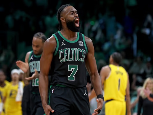 Joe Mazzulla Nilai Jaylen Brown Hanya Ingin Buktikan Kehebatannya
