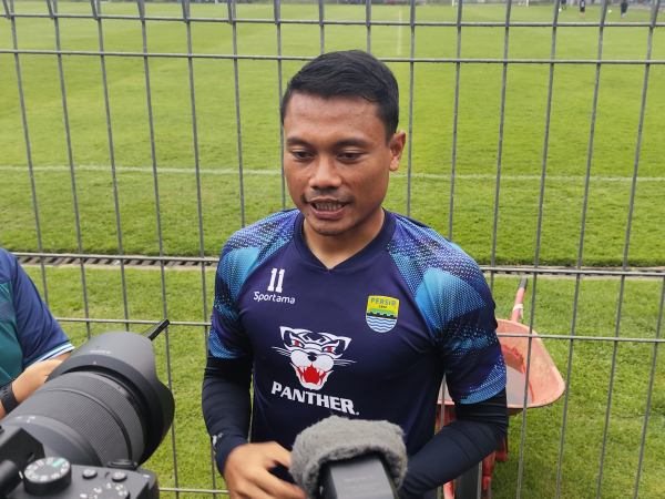 Gelandang Persib, Dedi Kusnandar