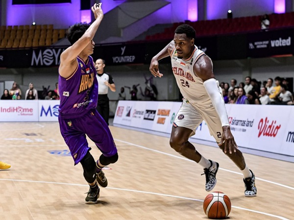 Pelita Jaya Jakarta Kerja Keras Hentikan Perlawnan Tangerang Hawks