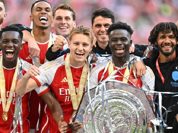 Arsenal memenangkan Community Shield edisi terakhir