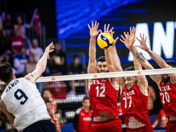 VNL 2024: Jake Hanes Bersinar, Amerika Serikat Kalahkan Turki 3-1