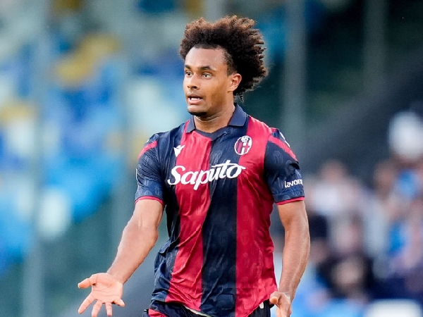 Joshua Zirkzee dikaitkan dengan Arsenal