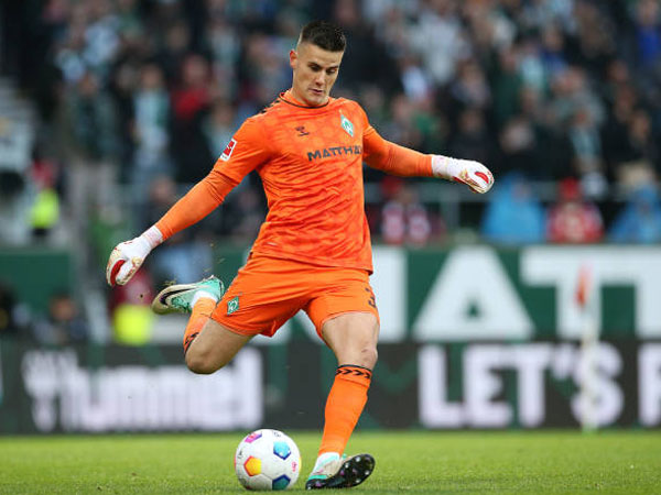 Jika Ederson Pergi, Manchester City Incar Michael Zetterer