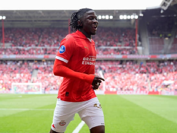 Johan Bakayoko diincar oleh Liverpool dan Arsenal