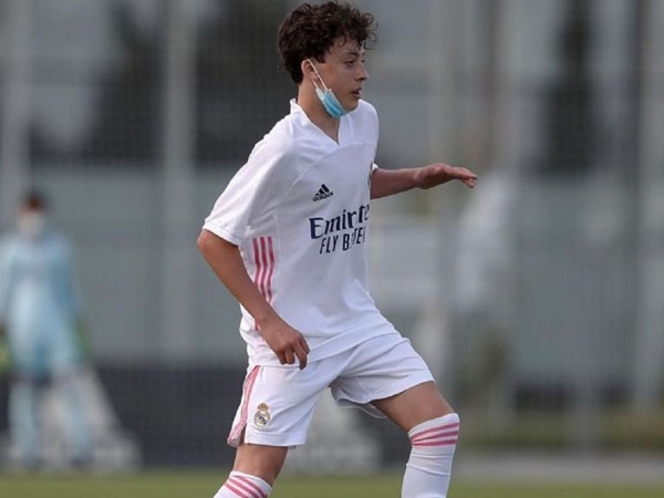 Real Madrid Bakal Perpanjang Masa Bakti Gelandang Mudanya