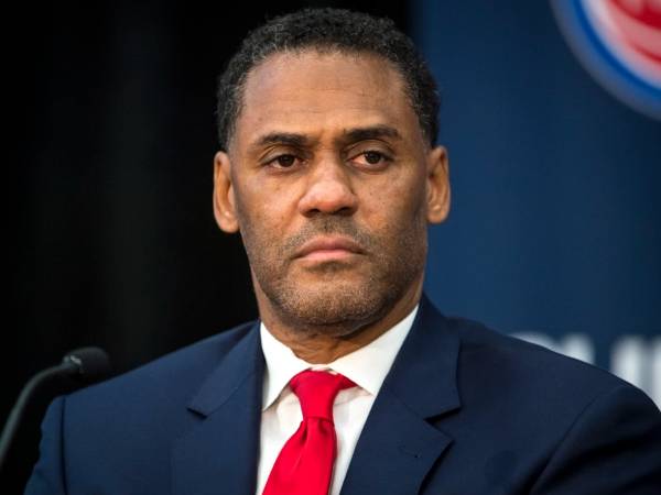 Selama empat musim Troy Weaver sebagai GM, Detroit Pistons meraih rekor 74-244 dengan persentase kemenangan 30,3%. (Foto: Yahoo Sports)