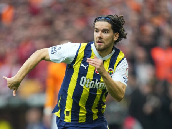 Arsenal dikaitkan dengan bek kiri Fenerbahce, Ferdi Kadioglu