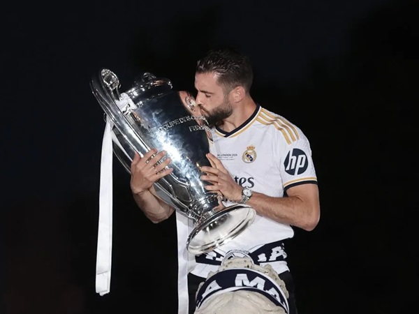Nacho Fernandez Akan Bahas Masa Depannya dengan Real Madrid