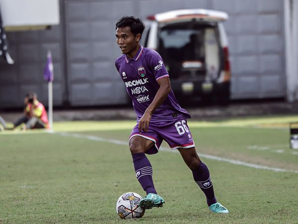 Pemain bertahan Persita Tangerang, Mario Jardel