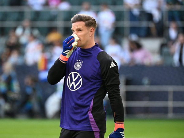 Pelatih Jerman Bersikap Keras terhadap Kiper Barcelona