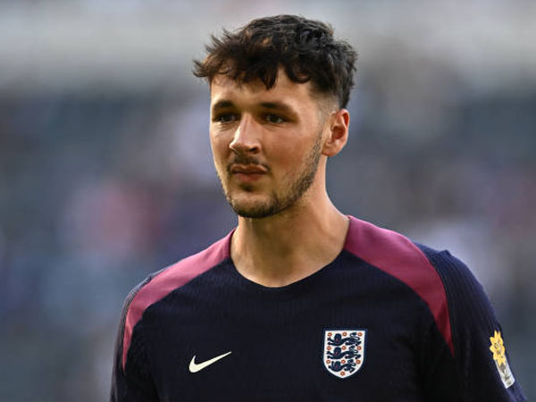 Burnley Tetapkan Harga James Trafford, Chelsea dan Newcastle Siap Bersaing