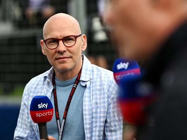 Jacques Villeneuve Balas Kecam Daniel Ricciardo
