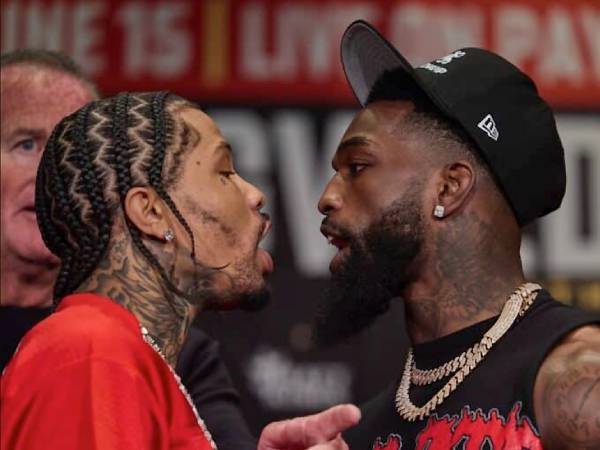 Gervonta Davis (kiri) dan Frank Martin. (Foto: Top Rank)