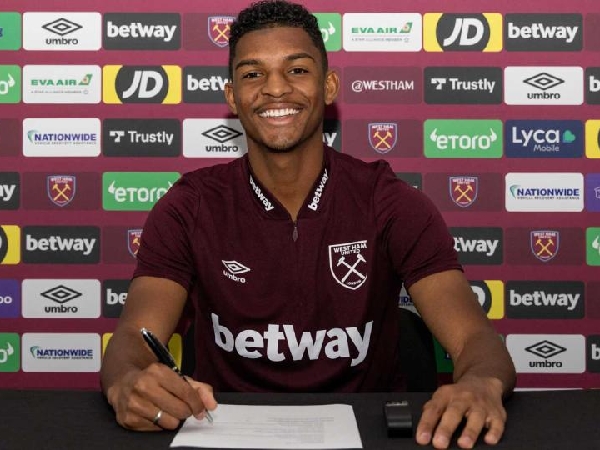 West Ham United resmi mendatangkan Luis Guilherme