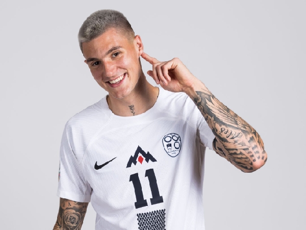 Benjamin Sesko tetap di RB Leipzig untuk musim 2024-25