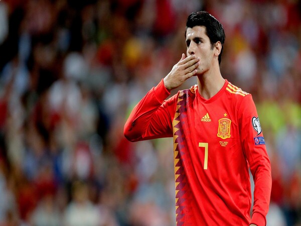 Alvaro Morata menyatakan siap hengkang dari Atletico Madrid musim panas ini / via Getty Images