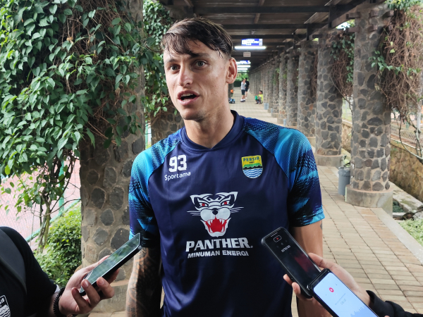 Gelandang serang Persib, Stefano Beltrame