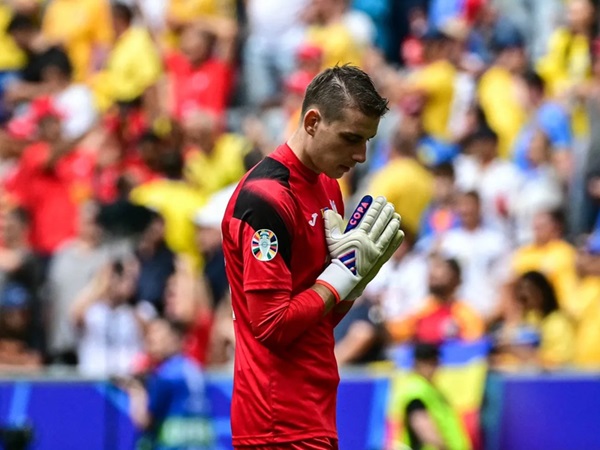 Andriy Lunin Minta Maaf Setelah Ukraina Dikalahkan Rumania