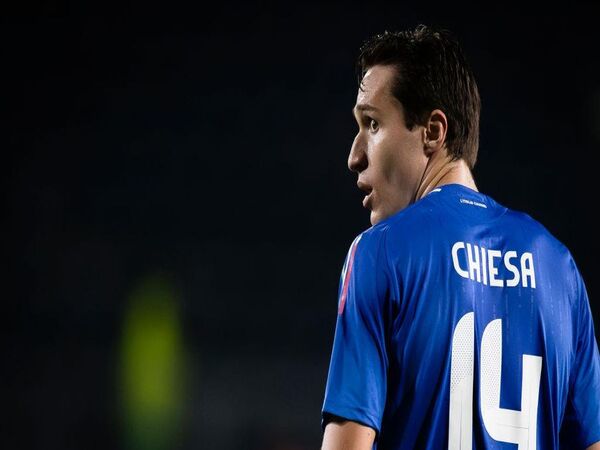 Bayern Muenchen dilaporkan ikut meramaikan perburuan Federico Chiesa pada bursa transfer musim panas kali ini / via Getty Images