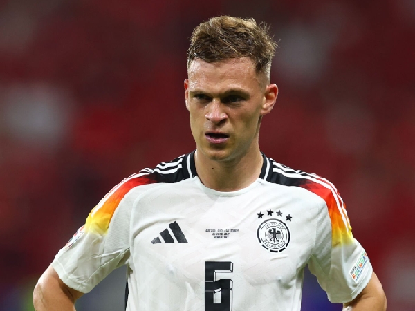 Joshua Kimmich diperkirakan sedang mempertimbangkan untuk berpisah dengan Bayern Munich